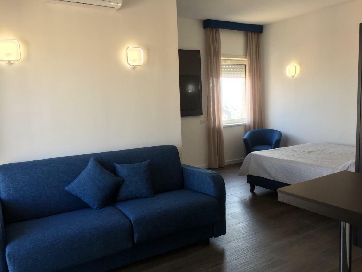 Residenza Garibaldi Lejlighed Napoli Eksteriør billede